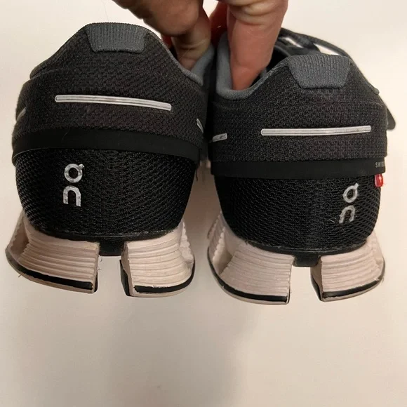 On Running On Cloud Sneakers - Classic Black and White Size 7.5 - Picture 5 of 13